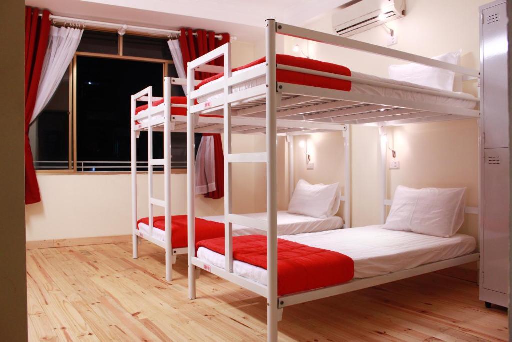 Koniko Backpackers Hostel Ho Si Minh-város Szoba fotó